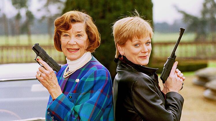 James Bond - Miss Moneypenny