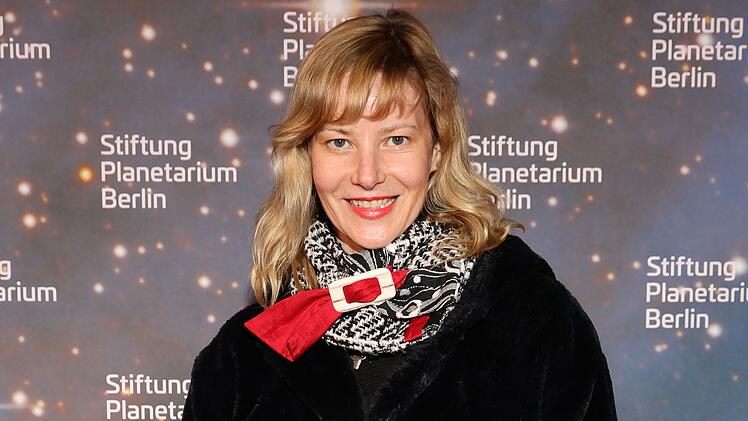 ZDF-Star Teresa Wei&szlig;bach m&ouml;chte auf alle Eventualit&auml;ten vorbereitet sein. Weil Schauspielerinnen &uuml;ber 50 weniger Rollenangebote bekommen, baut sich die 44-J&auml;hrige ein zweites berufliches Standbein auf.