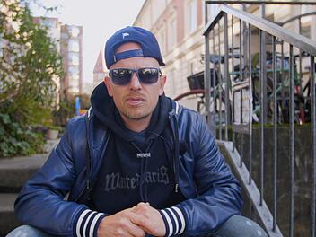 Die Doku "Forever Jan" blickt auf die eindrückliche Laufbahn des Hamburger Musikers Jan Delay zurück.