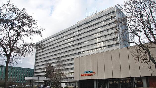 Hochhaus in Erlangen wird abgerissen - "vollst&auml;ndiger R&uuml;ckbau"