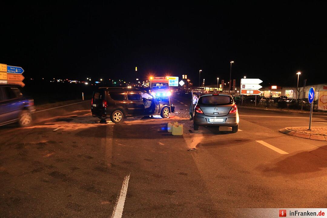 Frontalkollision auf B303 bei Himmelkron