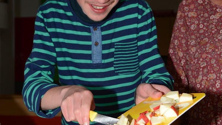 Nico Kaßel (15) ist bei den Freizeitangeboten der offenen Behindertenarbeit immer gerne dabei. Foto: Dagmar Besand