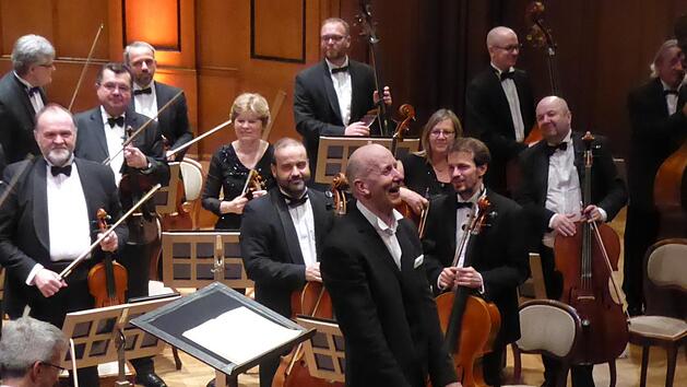 Gerd Schaller mit dem Radiosinfonieorchester Prag  im Regentenbau. Gerhild Ahnert