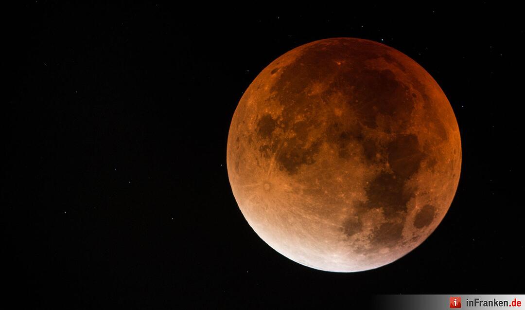 Leserfotos: Blutmond über Franken