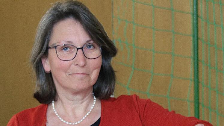 Sybille Büttner, hier bei der Stimmabgabe, wurde erneut zur zweiten  Bürgermeisterin der Gemeinde Rannungen gewählt. Foto: Dieter Britz