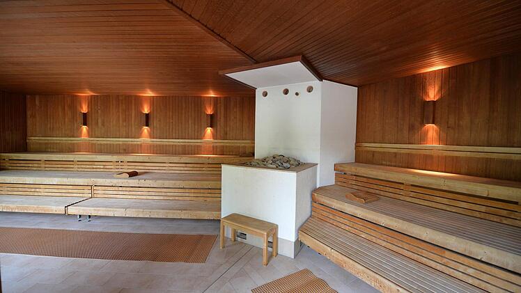 Die größte Sauna des Bambados: In der finnischen Sauna haben gut 50 bis 60 Personen Platz. Foto: Ronald Rinklef