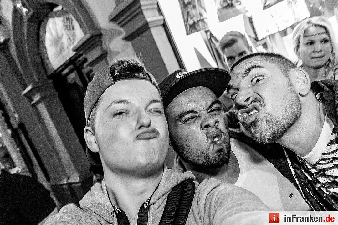 Sandkerwa: Partyfotos