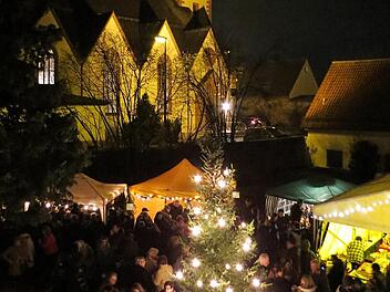 Eine ganz besondere Atmosphäre findet man am Euerdorfer Weihnachtsmarkt.