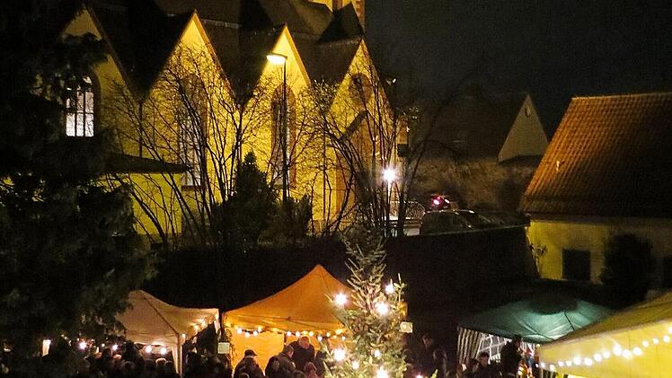 Eine ganz besondere Atmosphäre findet man am Euerdorfer Weihnachtsmarkt.