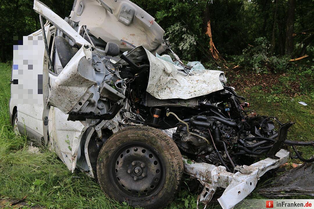 Schwerer Unfall auf A3 zwischen Geiselwind und Schlüsselfeld