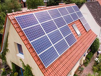 Bei DZ4 pachtest du die Solaranlage für dein Dach zum monatlichen garantieren Festpreis ohne Anschaffungskosten. OBI ist mit in den Vertrieb eingestiegen.