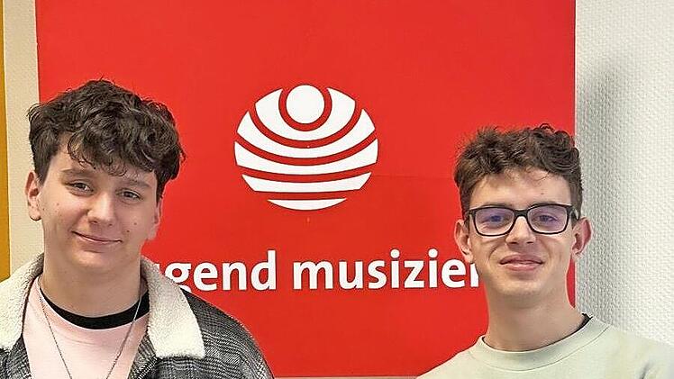 Leon Vierheilig und Lukas Strehler (rechts).