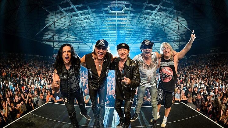 Bis die Fünf von Scorpions am Freitagabend auf der Bühne stehen, sollen  alle Besucher gründlich gefilzt worden  sein. Foto: Jovan Nenadic