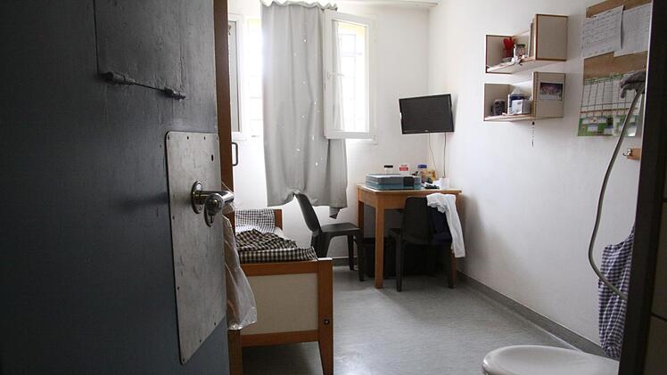 Eine Zelle in der JVA Bamberg. Foto: Sebastian Schanz