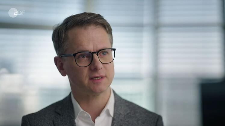 CDU-Generalsekretär Carsten Linnemann spricht im Film über "die schwerste Zeit meines politischen Lebens".