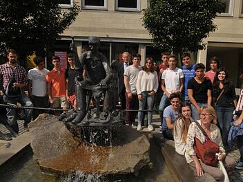 Die spanischen Austauschschüler schauten sich in Herzogenaurach um.Foto: Roland Meister