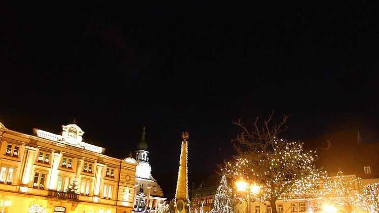 Kulmbach im weihnachtlichen Lichterglanz Foto: Jürgen Gärtner