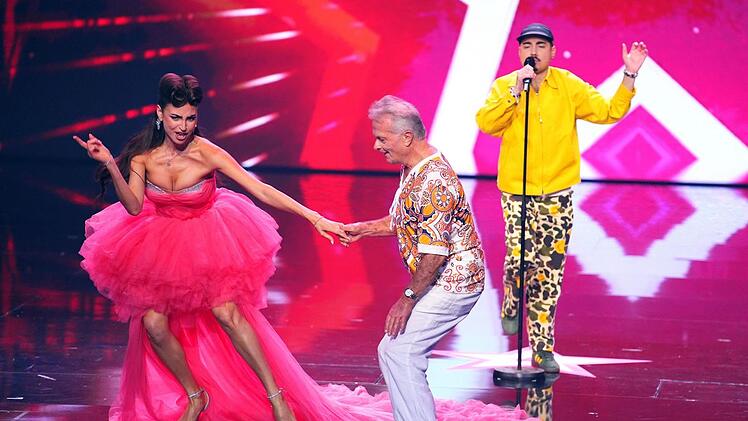 Gerd Klepzig konnte Ekaterina Leonova zum Tänzchen und Tony Bauer zur Rock-Show animieren.