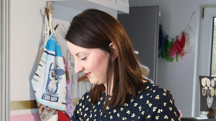 Auch Make-up und Pflegeprodukte verkauft Stefanie Semmelroch. Mirjam Stumpf