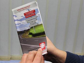 Am Mittwochabend wurde der "Selbsthilfewegweiser" des Caritasverbands offiziell vorgestellt. Foto: Veronika Schadeck