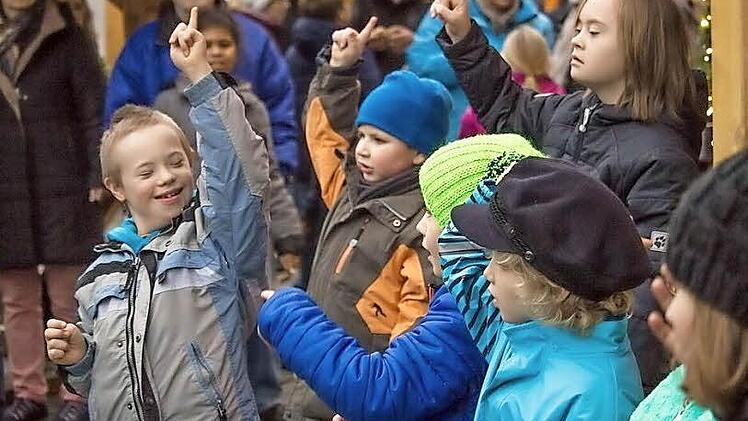 Viel Herzblut, viel Seele und jede Menge Lebensfreude: Die "Kids vom Ring" begeisterten am Samstag bei ihrem "Weihnachtskonzert". Foto: privat