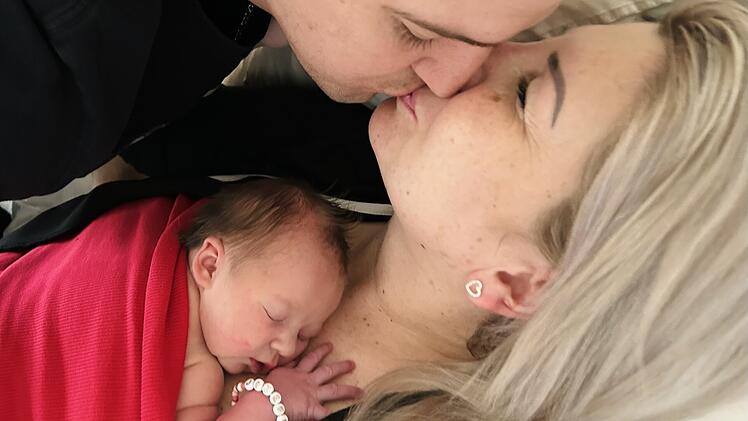 Franken: Diese Babys wurden an einem ganz besonderen Tag geboren - Jozefina, Lennox und Co.