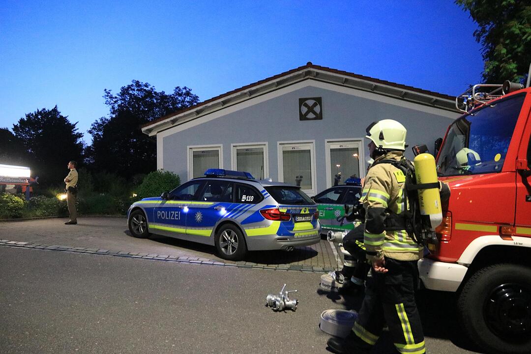 Unbekannte versuchen Geldautomaten in Leesten zu sprengen – ein Tatverdächtiger gefasst