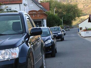 Im Schlangenweg gilt künftig eine Höchstgeschwindigkeit von 30 km/h.  Foto: Hilmar Ruppert