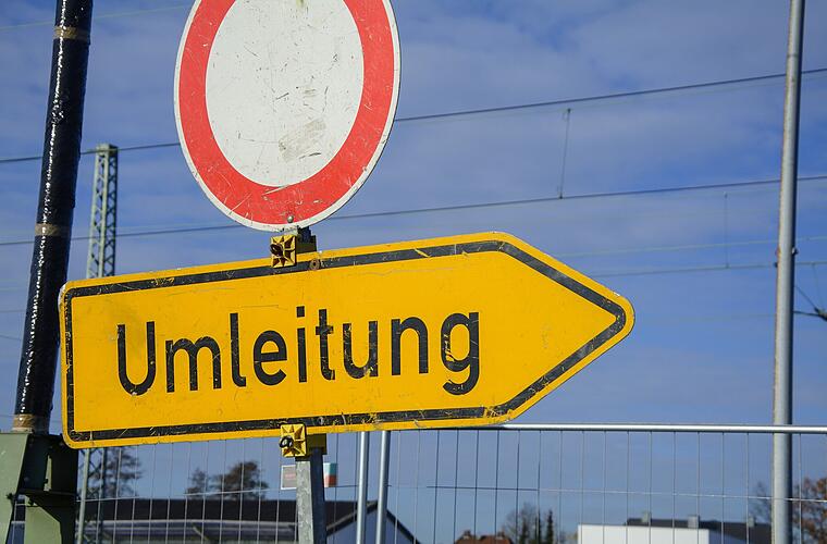 Coburg: Ab Montag - Bahnübergang Rodacher Straße "für sämtlichen Verkehr gesperrt"