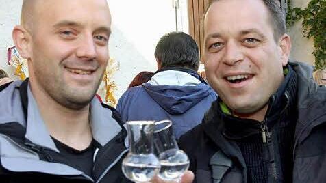 Peter (links) kommt aus Ungarn, Kan  (rechts) aus Amerika.