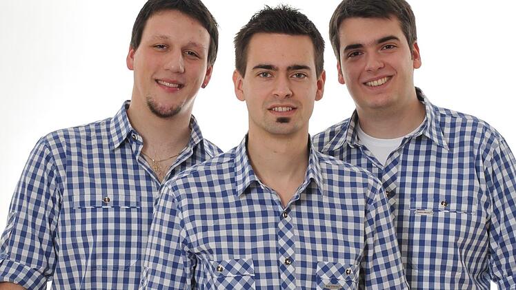 Andreas Heilmann, Michael Eger und Dominik Eger (von links) sind die Pinzberger Haderlumpen. Foto: privat