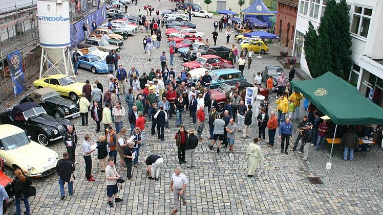 Das Kulmbacher  Oldtimer-Treffen ist inzwischen das größte in Nordbayern.privat