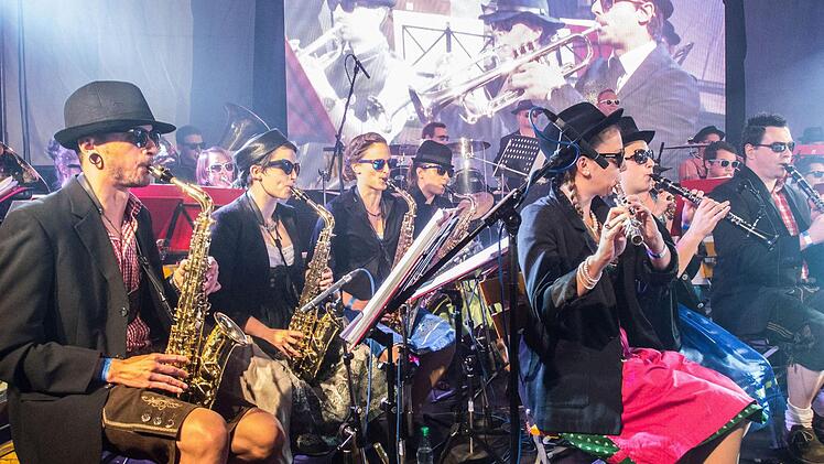 Impressionen vom "Oktopafest" mit der "Original Prinz Albert Blasmusik" in Coburg.Foto: Jochen Berger