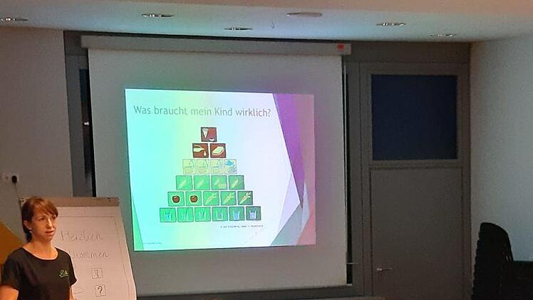 Um Kinderlebensmittel ging es in  Bad Brückenau beim Vortrag "Hält die Werbung, was sie verspricht? Foto: Elisabeth Kinalele