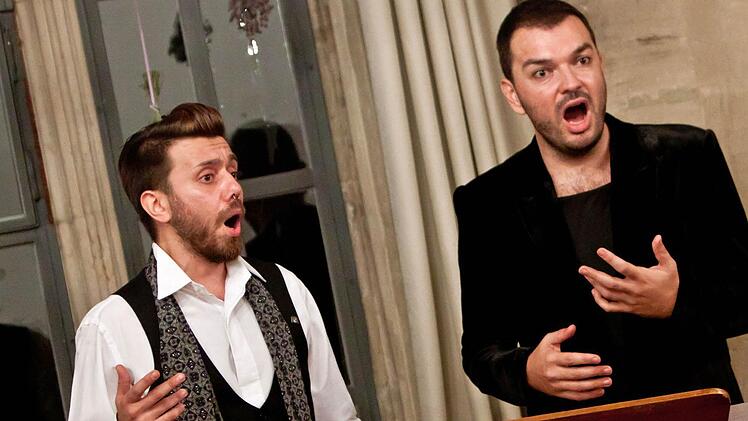 Das "Ensemble Karsanat" bei seinem Gastpiel im ehemaligen Refkrotium des einstigen Klosters MönchrödenFoto: Jochen Berger