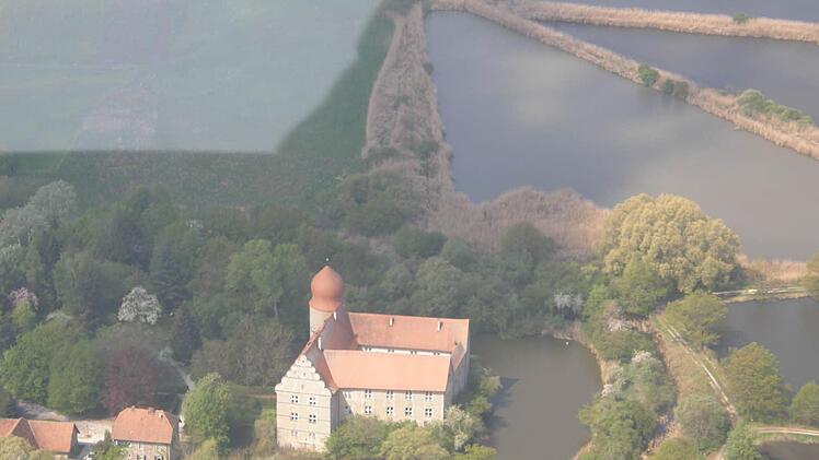 Der Aischgrund und seine typische Weiherlandschaft bieten viele idyllische Anblicke. Foto: Pauline Lindner