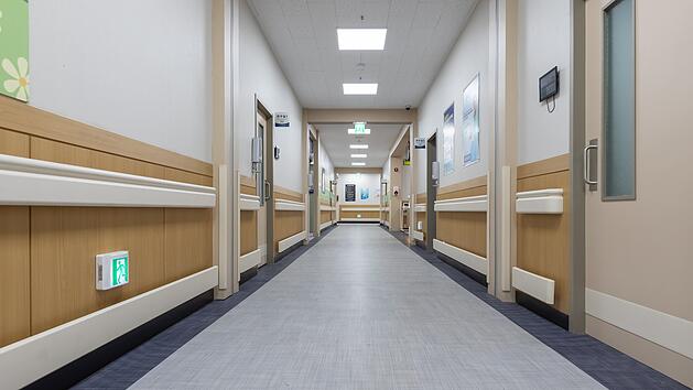 Landkreis Bamberg: Generelles Besuchsverbot in den Kliniken - wegen steigenden Infektionszahlen