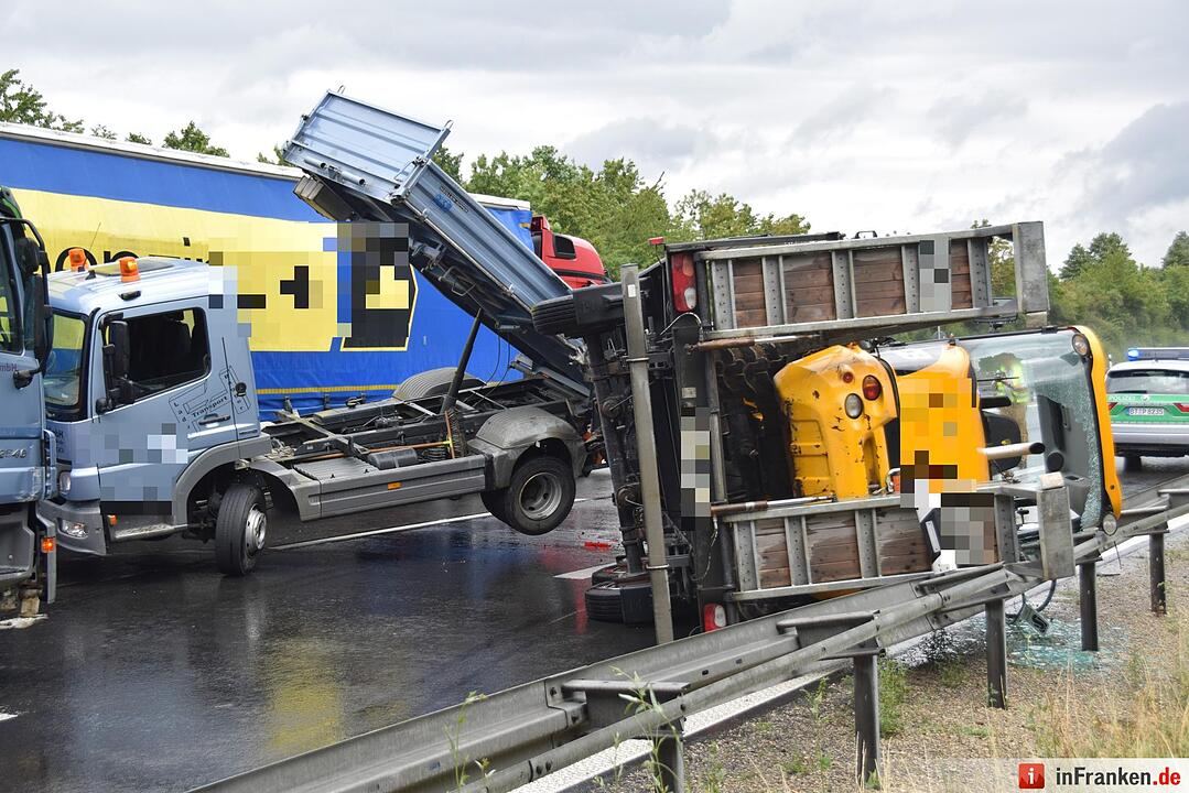LKW_Unfall_A70_Hallstadt (6)