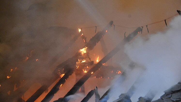 Feuer im Kloster Maria Bildhausen.  Foto: Hanns Friedrich