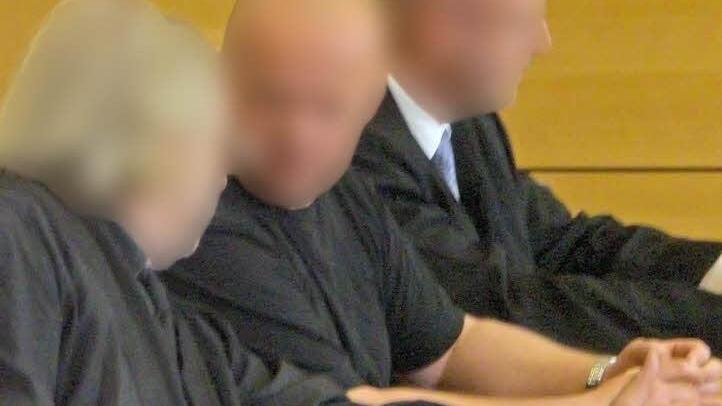 Mario F. (46), der als "Maulwurf" für das Bayerische Landeskriminalamt die Regensburger Rockergruppe "Bandidos" ausspionierte, ist als Dealer zu sechs Jahren und zehn Monaten verurteilt worden. Foto: Franz Barthel