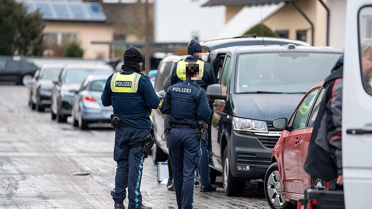 Polizeieinsatz Mittelfranken &ndash; Bewohner nach Schussabgabe durch SEK schwer verletzt