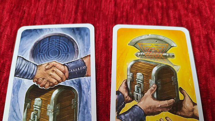 Spiele-Test Saboteur-The Dark Cave: kartenbasiertes Tunnel-Legespiel mit Fantasy-Setting