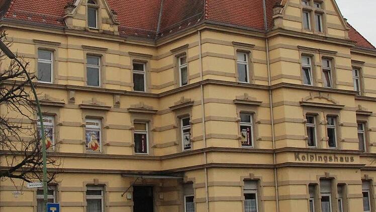 Hinter diesen Mauern soll der neue Forchheimer Kulturtempel entstehen.  Foto: Ekkehard Roepert