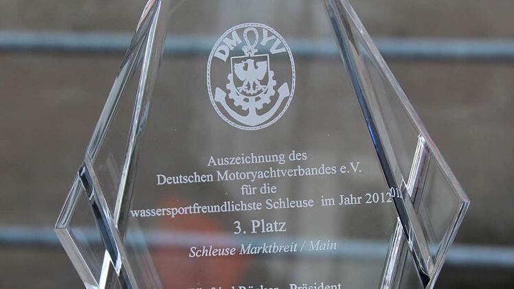 Der Preis vom Deutschen Motoryachtverband e.V. für die Schleuse Marktbreit.