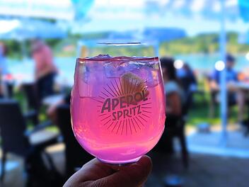 Aperol war gestern: Dieser Spritz ist jetzt in aller Munde