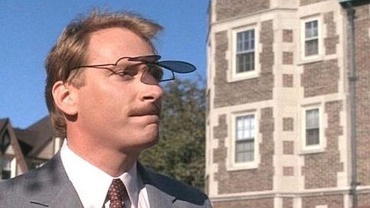 Schuldirektor Edward Rooney (Jeffrey Jones) ist der (heimliche) Star von "Ferris macht blau".