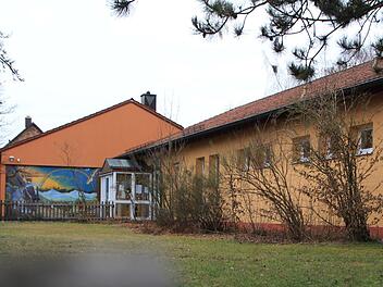 Der Lonnerstadter Kindergarten soll für 2,5 Millionen Euro erweitert und saniert werden.     Foto: Christian Bauriedel/Archiv