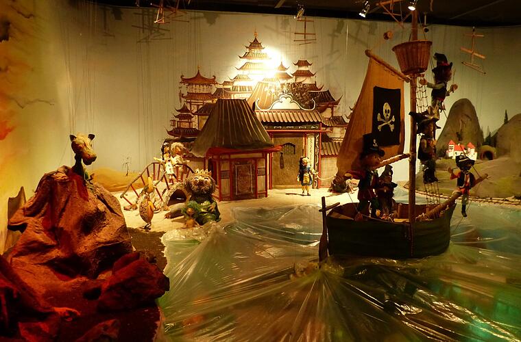 Volkach: Urmel, Jim Knopf und Co. besuchen - Stadtbibliothek wirbt mit Familienausflug