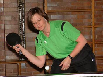 Luise Gehring  von der SG Neuses I blieb sowohl beim 8:4 gegen den SV Fischbach als auch beim 8:1 bei der TS Kronach II ungeschlagen. Damit erhöhte sie ihre Einzelbilanz auf 13:3 Spiele. Foto: Hans Franz