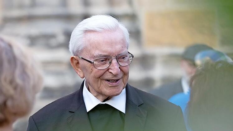Prälat Richter wurde am Sonntag 90 Jahre alt. Hier ist er beim Weihejubiläum am 26. Juli zu sehen.  Foto: Pressestelle Erzbistum Bamberg/Dominik Schreiner